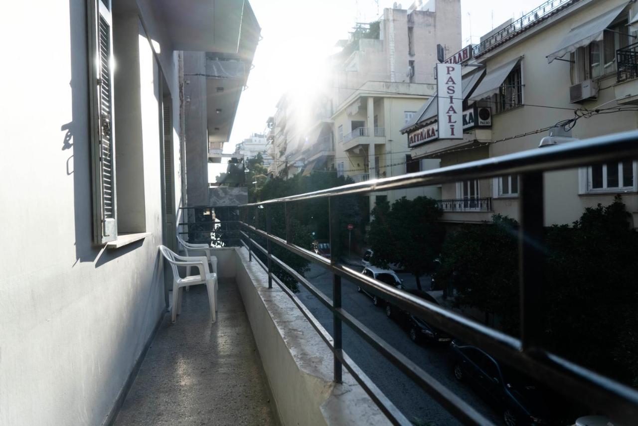Pagration Youth Hostel Atenas Exterior foto